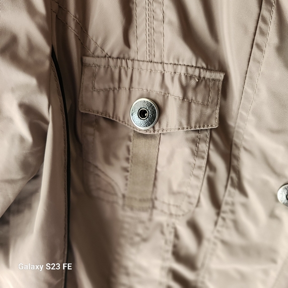 Men's Taupe Lightweight Jacket - Picture 3 of 5